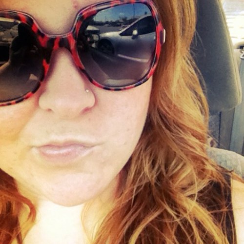 YoAdriane's profile picture. 