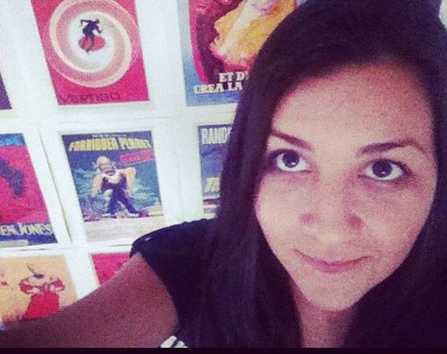 diretora de arte. chegada em música, cinema, tipografia e cerveja.