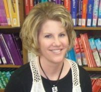 Reading Recovery and Title I Teacher Howard-Winn CSD. Love to read and scrapbook. Masters in Literacy through the University of Northern Iowa. Mother & wife.