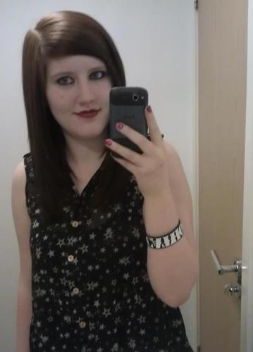 heyy:) Lauren/21/happy i have an obsession with black veil brides, green day and asking alexandria there amazing (L). i always follow back btw =]