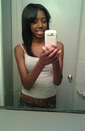 I'm 17 with Goals I soon will Accomplish....FMOI @___Splash i'll follow back :)