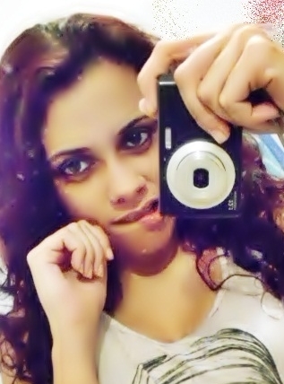 - OUSADA , ALEGRE & FILHA DE DEUS . (yn) |  #SANTISTA ;$ | - Prima dá @LeehFrancielly_ , s2