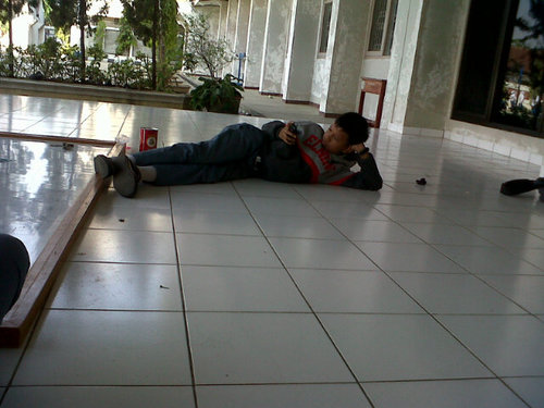 Ade_Rachmat007's profile picture. * kejujuran adalah perhiasan jiwa yang lebih bercahaya dari pada berlian * Shs yadika XI-@ *