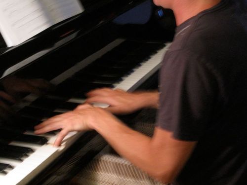 garypriest1's profile picture. 