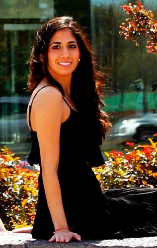 SavinaAM's profile picture. I may not have a dime, but I live like I'm bloody royalty.