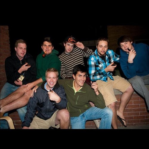 REDIII's profile picture. Calvin College Grad in IDIS Environmental Communications| Claims Rep for Farmers Insurance| Host @ Shiraz Grille| Tiger Fan| I love my Mom & Dad|