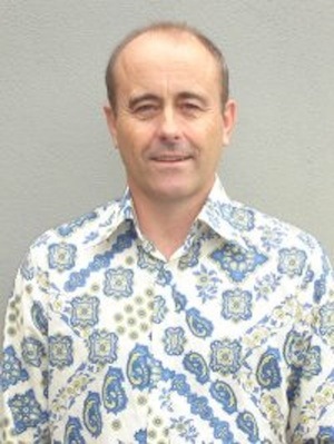 Luckiest Man in NZ and OZ. Semi-retired entrepreneur and foodie who loves to travel and help others fulfill their life's bucket list.