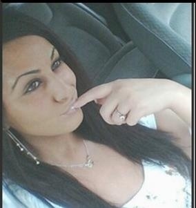 ii jusz wana smoke and fuxk all day !
Follow meh.
Fat titsz &&+ ah fat aszz :*
Yuh knoe da deal