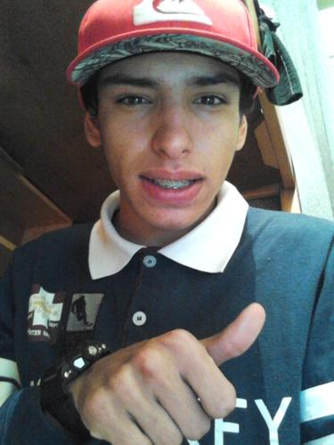 vaguinho_c5@hotmail.com