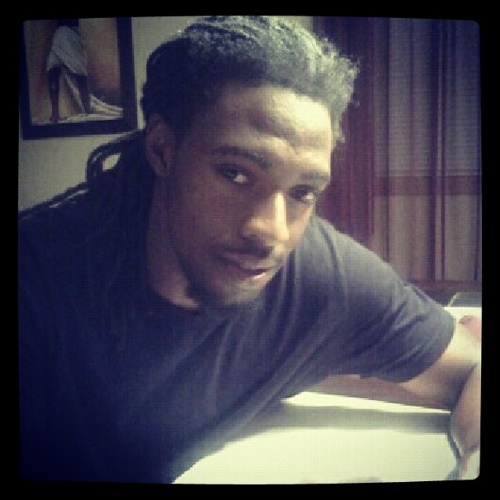 DeyCallMeKLutch's profile picture. 4rm Da Gutt 2 Da Ville 2 Da Chi 2 Da Cities.....Good music comes wit a Good Sense of Humor #LetsDuIt #DCMK