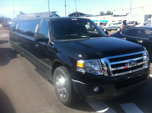 AllinLimos's profile picture. All In Limousine offers continuous #party atmosphere #travel 604-805-0005 #vancouver #style VIP #limo & sexiest nightlife #club venues #love #follow #YVR