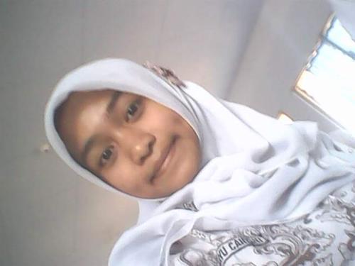 |wahyue cahyanie| lajang| 15.03.1999| mention| follow me just foll back|
Thankyou I Love them ♥..