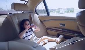 لا تطاول في قصير الشبر شبرك ولاتنـازل عـن شيمـك ولا تـراجـع
ولا تواضـع للوضيـع يضيـع قـدرك ما انت مجبور على بعض التواضع