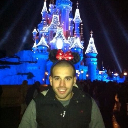 DavidOsborne89's profile picture. 