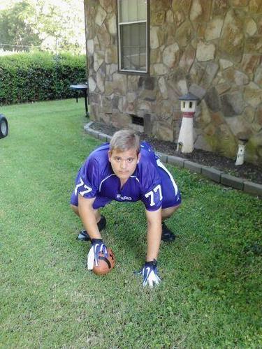 AolKarl's profile picture. I DON'T HAVE A MYSPACE THIS IS IT...I'M A FOOTBALL PLAYER FOR MARION COUNTY(TN) #77 STRONG TACKLE OR QUICK TACKLE...LOVE DIRT TRACK RACING