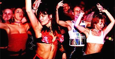 Clubbersenfurec's profile picture. En el nombre de Florian,  Juanito Atkins y Mister Dildos. Parodia ácidamente ajustada y retweets varios