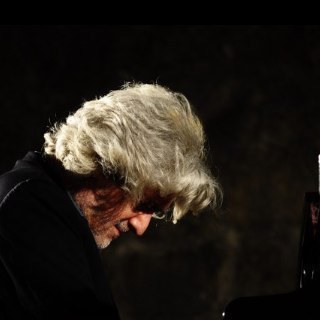 riccardobiseo's profile picture. musicista
 https://t.co/QF5zzJcbRq
https://t.co/CYUnQjHyOJ…