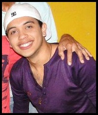 Decidido, Determinado, Sei onde quero e vou chegar ! Deus está comigo, me guiando e me orientando a cada passo. Líder da Rede Jovem IBCJ, Sou 12 do Avivamento!