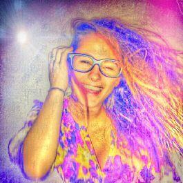 mojojoanna26's profile picture. mustauche