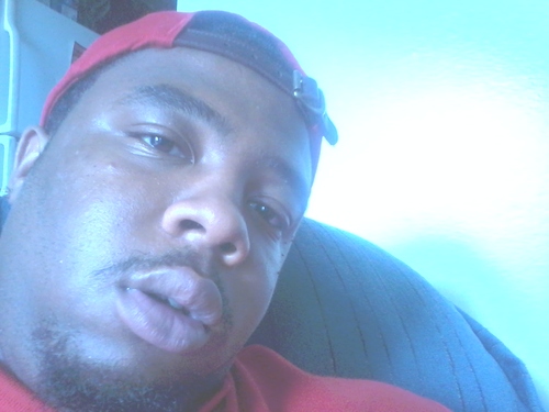 Livefast52's profile picture. Level headed,Focused an Coolin.