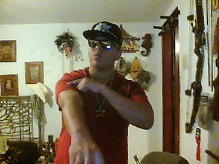 i was never gud on telling my self i just keep going & going on lol but one thing i Luv helping others. Some like to know more of me just post or ask for my #