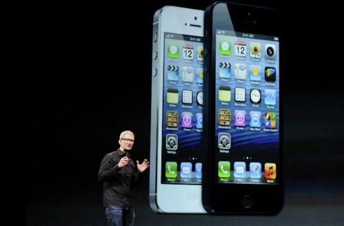 This is the place to get all the latest Iphone 5 news as soon as it breaks. We will list upcoming apps, as well as breaking news on the Iphone 5.