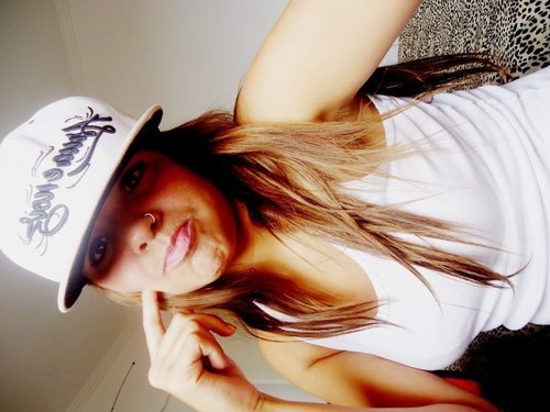 http://t.co/CSaQmjcVYE
quer te meu homem, meu cheiro, meu talento, minha postura, mais mulher igual haha Deus só fez uma