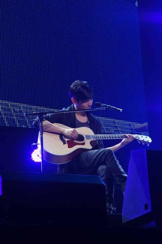 umi_0705's profile picture. 東方神起が大好き♪
ぼんやり一日を過ごしてることが多いかな・・
そんな自分にイライラしたり・・