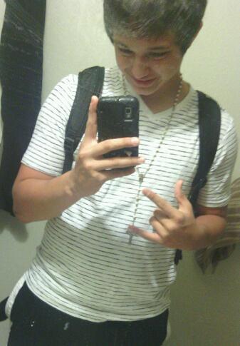 King_Micah26's profile picture. #LiveStrong #NeverGiveUp #GlenpoolFootball #TeamFollowBack