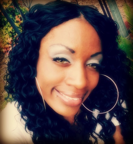 BEAUTIFUL INSIDE AND OUT..I EASILY GET ALONG WITH PRETTY MUCH EVERYBODY BUT I'M MOST DEFINATLEY NOT WITH THE DRAMA..ANYTHING ELSE JUST ASK AND I'LL TELL..