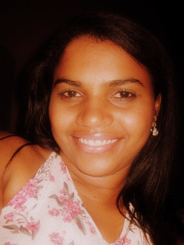 sou hiper mega extrô adoro fazer novas amizades!!! enfim sou feliz!!!
