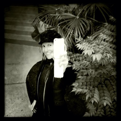 daleycreative's profile picture. graphic designer