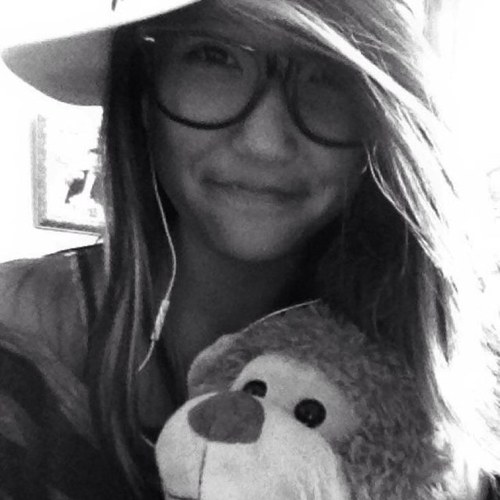 Hi guys I am Lucieh. I am also Alice because my middle name is Alice. Also everyone likes to call me alice. •3•