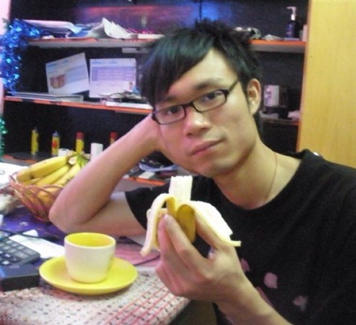 two1_4's profile picture. 