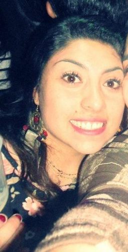 Sonríe aunque tengas miles de motivos para llorar SONRÍE, tus enemigos Lo odia.. SONRÍE SE FELIZ !