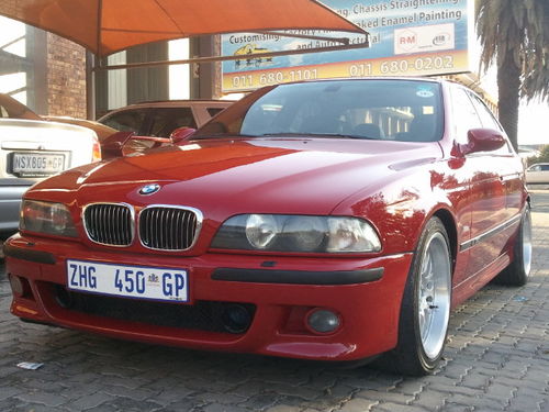 rei_dek's profile picture. Petrol head, bmw fan, coffee addict