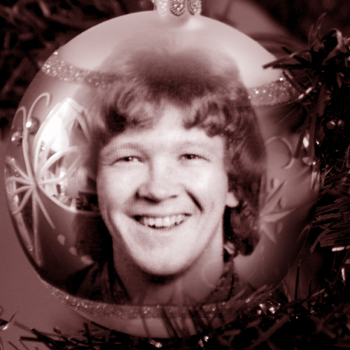 Join the movement :) Everyday is Christmas! Jesus, let your star shine upon us! Your love is our best gift ever! And I Love You Mom and Dad!