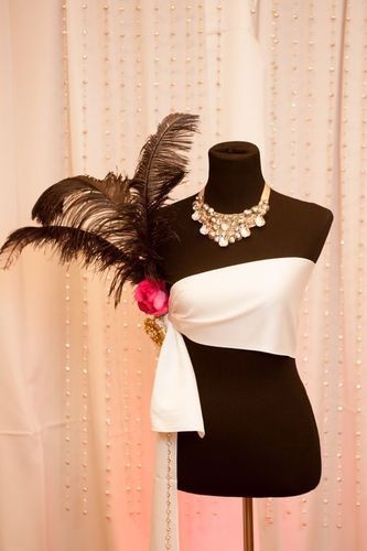 .EVENT DECOR. FLORAL DESIGNS. CUSTOM STATIONERY.