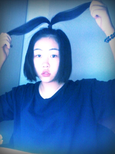 Vivian_Yenny's profile picture. 조금만 기다려달라니까요.