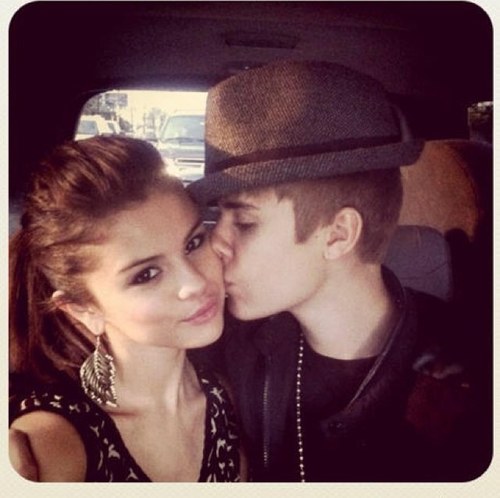 babycedjp's profile picture. Engaged to @GryffindorAlice. I love her and she's the only one for me. BACK OFF, GUYS!!! She's mine! [Single RP]