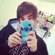 I have a prince who does not use crown! Te amo @erickmafra ♥ | Since: 13/09 e seguido no mesmo dia.