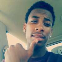 _livinthelife's profile picture. i got the world in my wing spand.