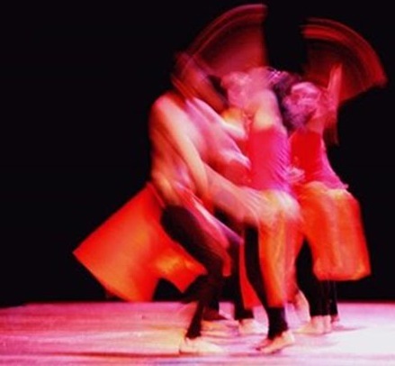 33Fouettes's profile picture. Blog especializado en danza. Experimento personal de una periodista aficionada a la danza.