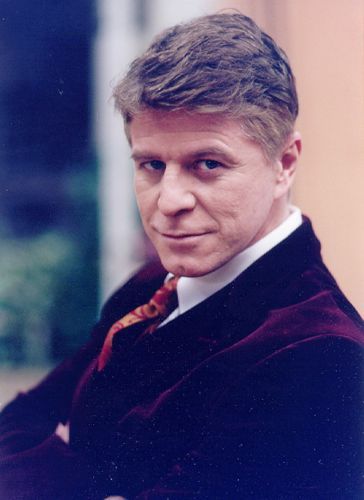 Kako_Antibes's profile picture. Eu tenho horror a pobre! E antes que esqueça CALA A BOCA MAGDA!