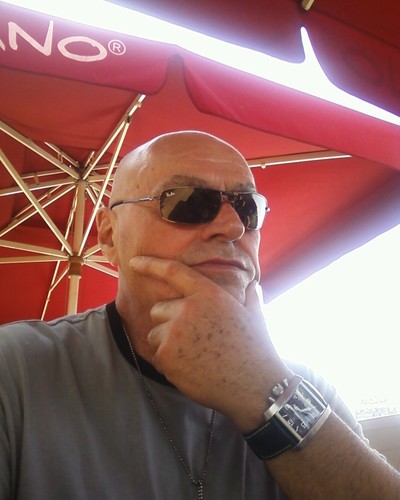 An easygoing guy of a devil personality, unpredictable when it comes to personal life as well as business..