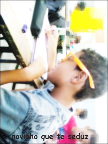 12 Anos,Humilde,Odeio Falsidade,Bonito:),Legal,Adoro um Funk Mais Curto Outras Músicas Também,Amigavél, Face-http://t.co/3NgcprJj