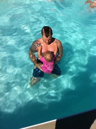 shortfuzehughes's profile picture. 