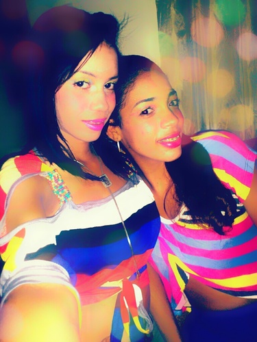 the_bonbo27's profile picture. yo!!! soy loca, dificil de entender,no siempre contesto bn, despistada, terca, gritona,aveces intolerante, y muchas cosas mas :D