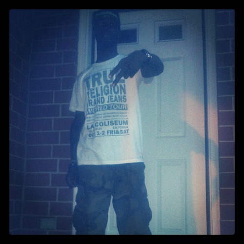 WilliamWarrick1's profile picture. My ambition to win. Is to get me some ends. Help me pay my lil rent, maybe get me a benz. #YH #DBN #EMG