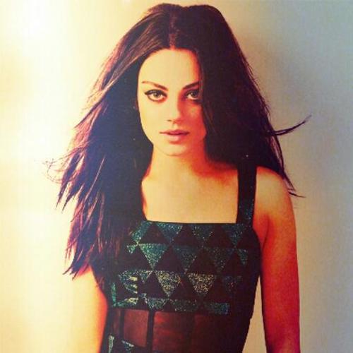 ElusiveCharmer's profile picture. Looks are deceiving, my dear. haven't you been told that? [MC RP +18]